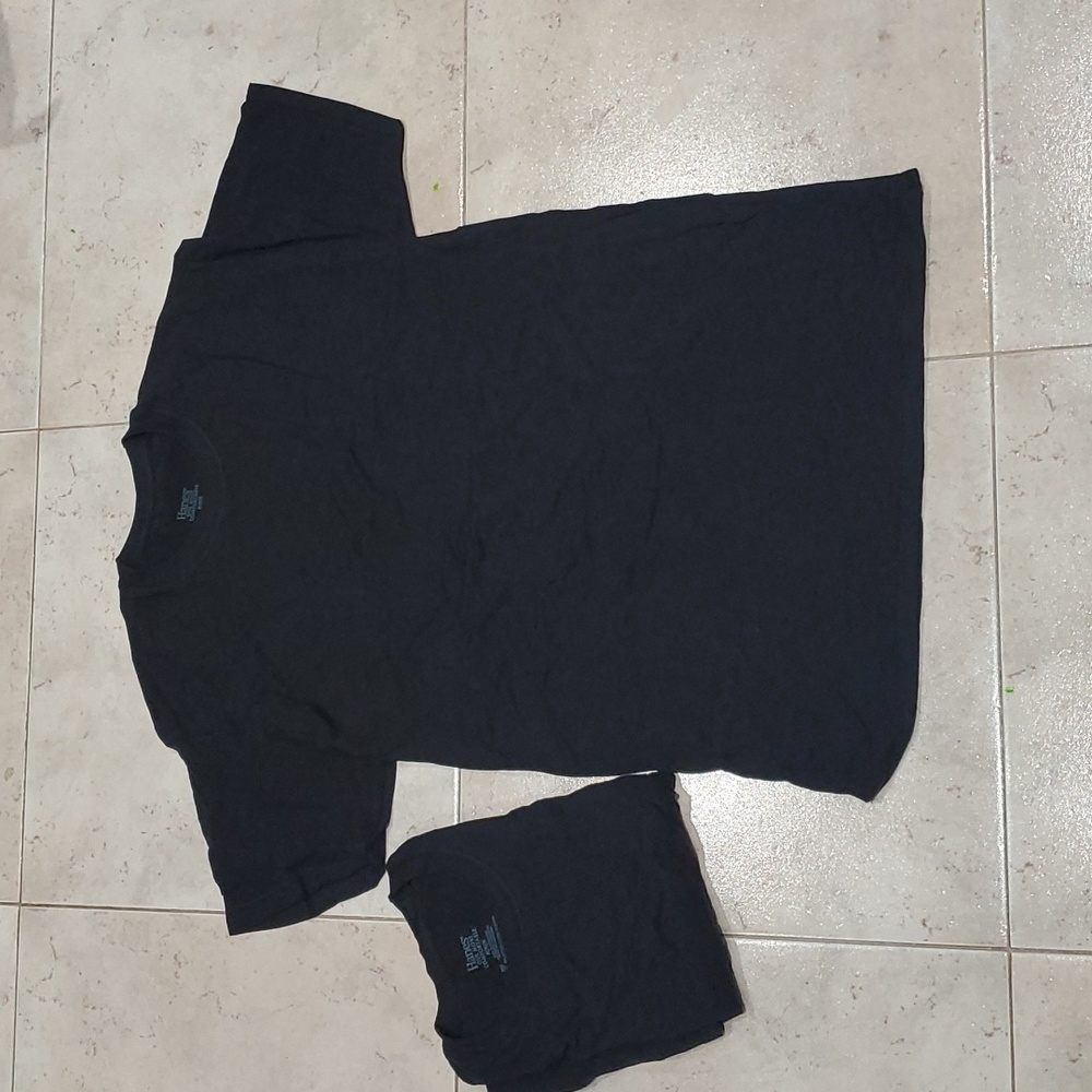 Hanes Our Most Comfortable 2 T-Shirts Men's Medium